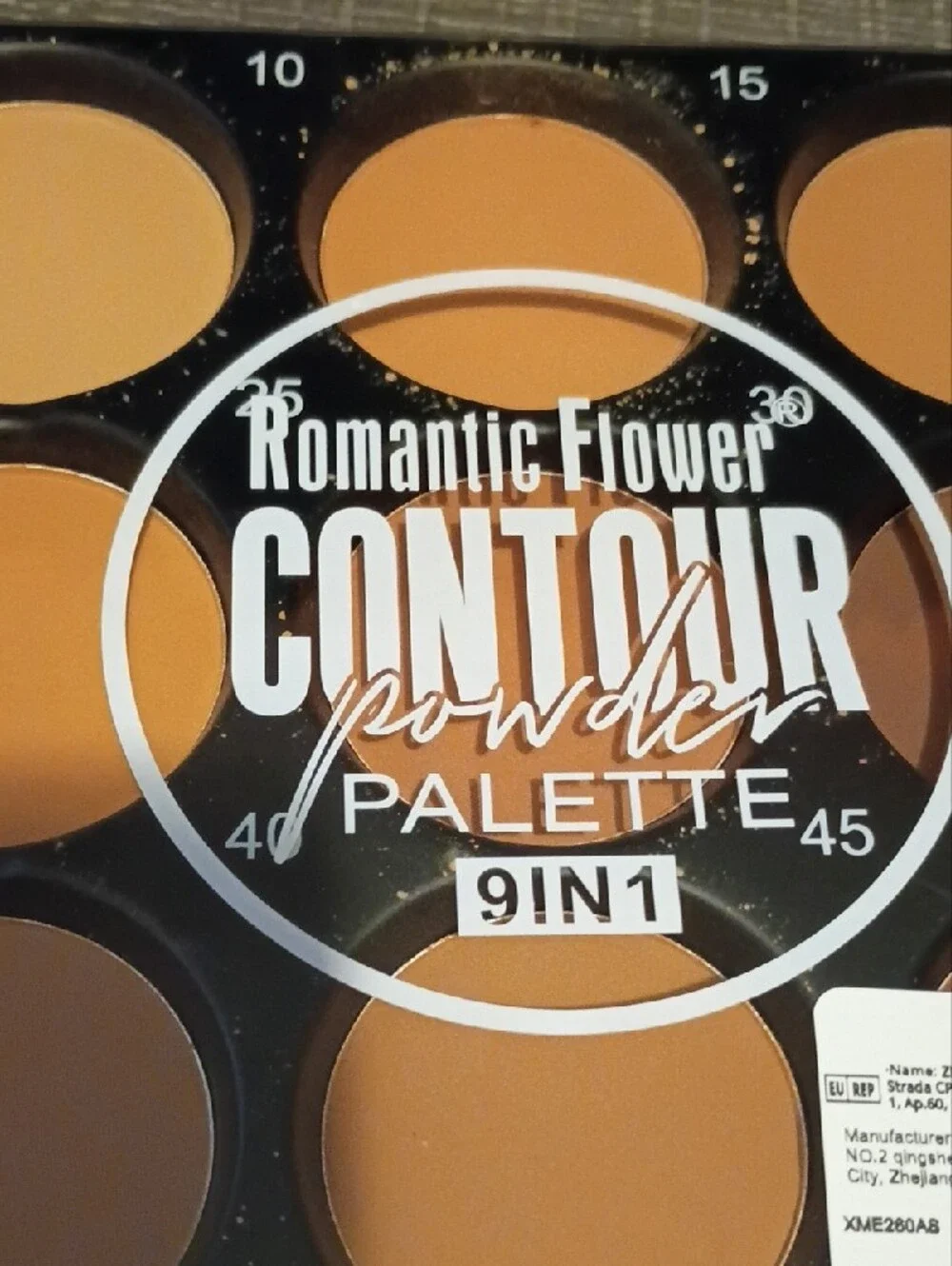 9-in-1 Contour Powder Palette - Warm Brown Shades